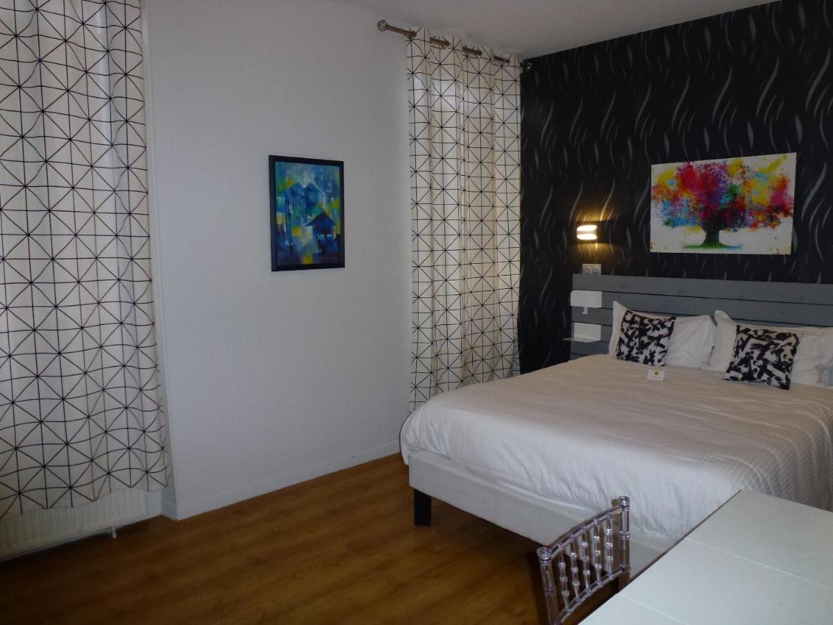 Logis Hotel L'Arche De Noe Екстер'єр фото