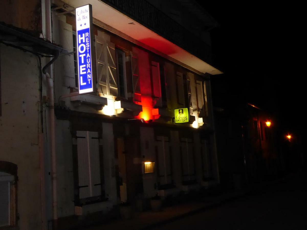 Logis Hotel L'Arche De Noe Екстер'єр фото