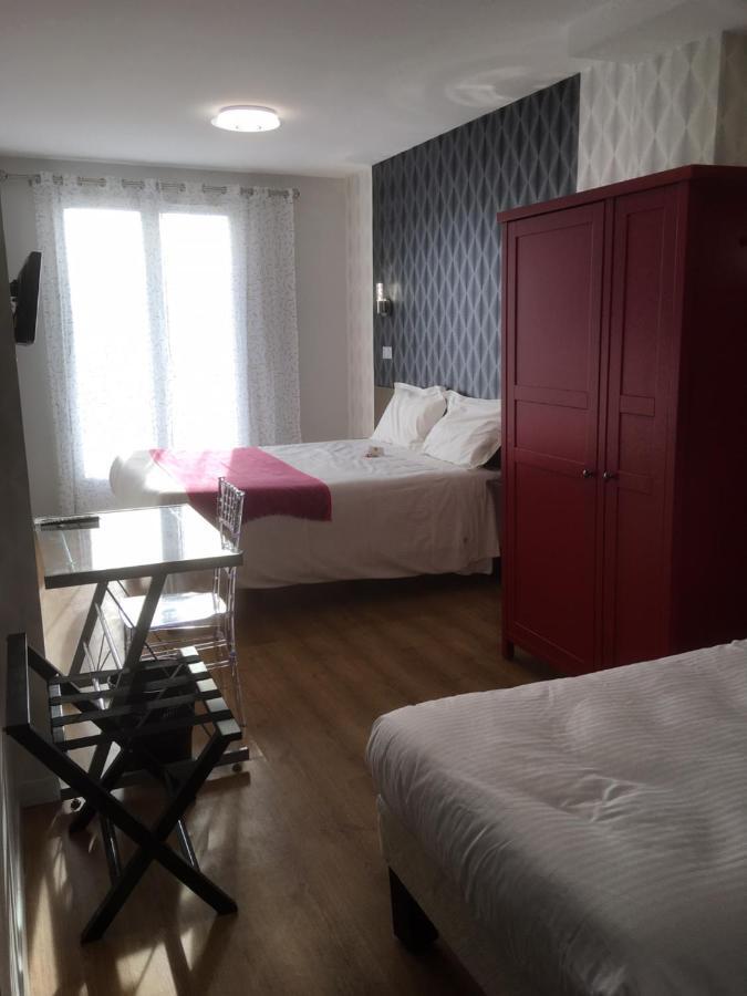 Logis Hotel L'Arche De Noe Екстер'єр фото